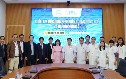 Đại học Đông Á và Bệnh viện Trung ương Huế: trao đổi về hợp tác đào tạo và thực hành lâm sàng cho SV Y khoa